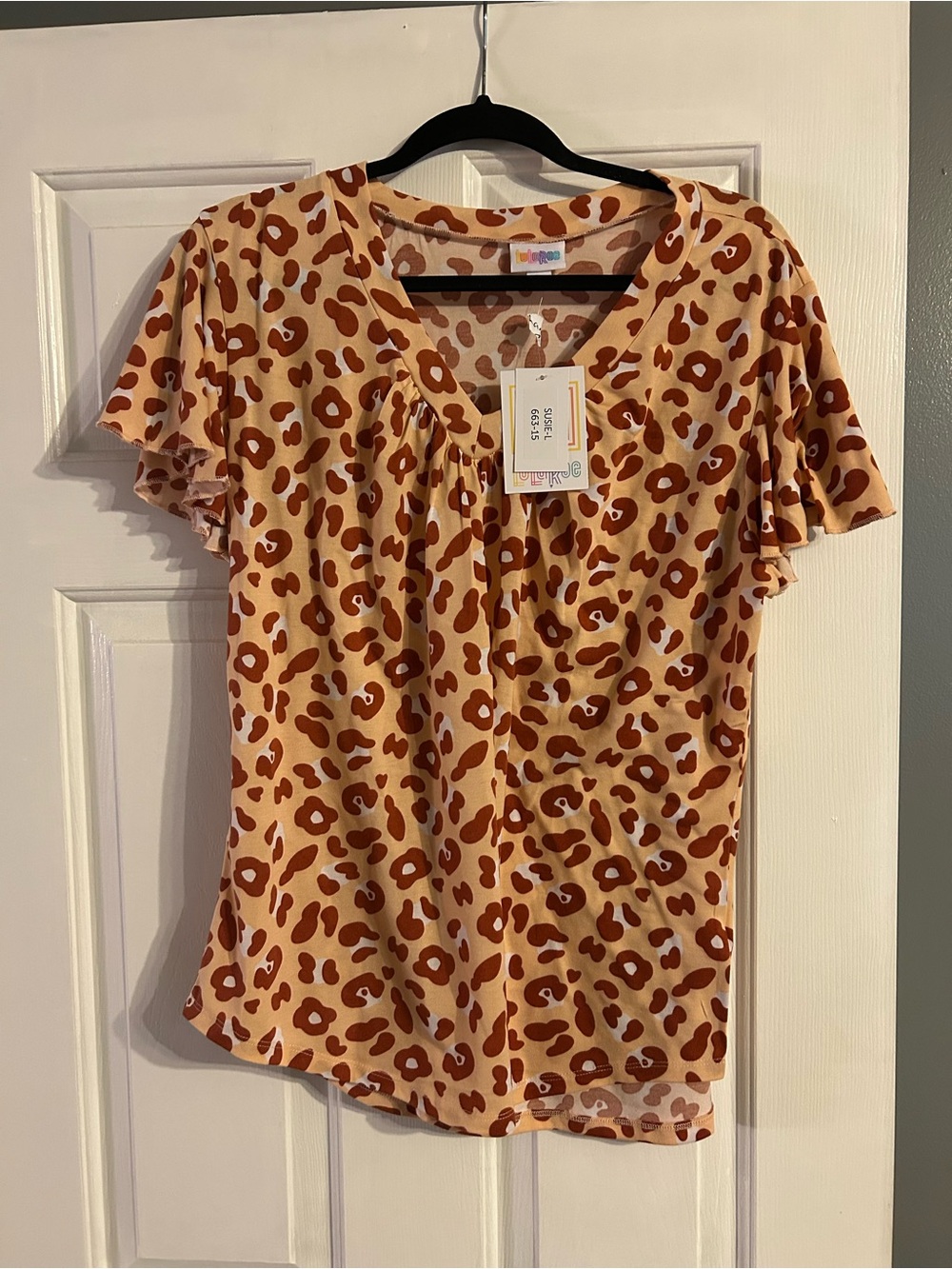 LuLaRoe Tan Blouse with Rust Leopard Print Susie Large